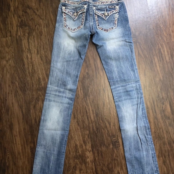 Miss Me Straight Distressed Jeans 26/33 - Picture 6 of 8